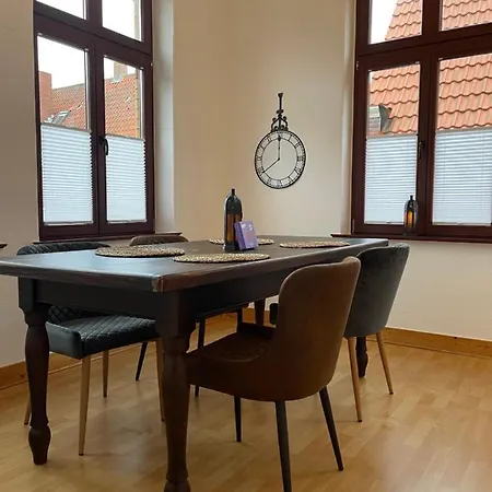 Charmante Mit Terrasse Im Herzen Von Norden